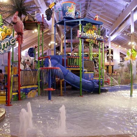 Holiday Inn Fitchburg-Waterpark 設備 写真